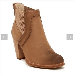 Ugg Australia Cobie II ankle Leather Boot sz 8.5